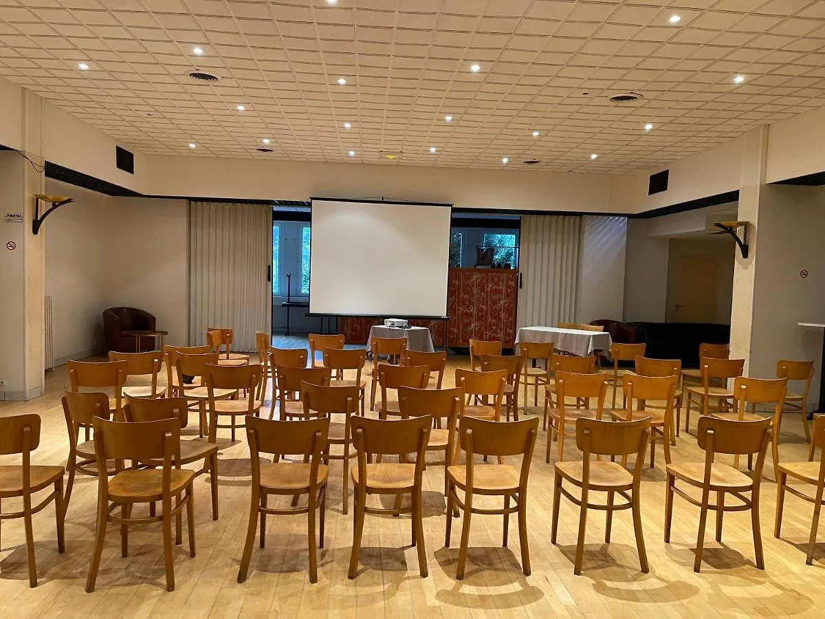 ** Hotel Le Relais De La Place Le Faou France