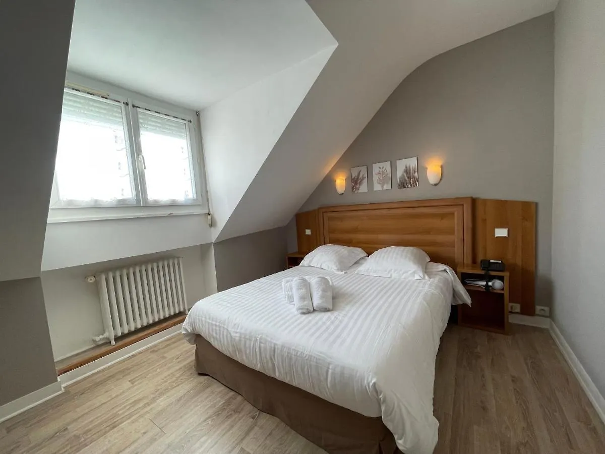 Le Relais De La Place Le Faou France